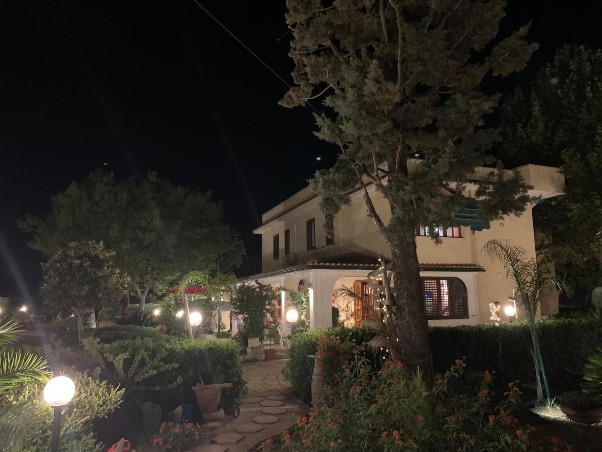 Villa Anna Guesthouse Brindisi Exterior foto