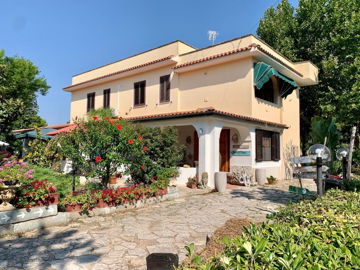 Villa Anna Guesthouse Brindisi Exterior foto